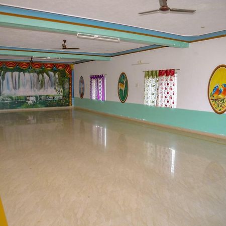 Mahathi Resort And Spa Yelagiri Buitenkant foto
