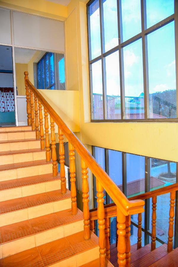 Mahathi Resort And Spa Yelagiri Buitenkant foto